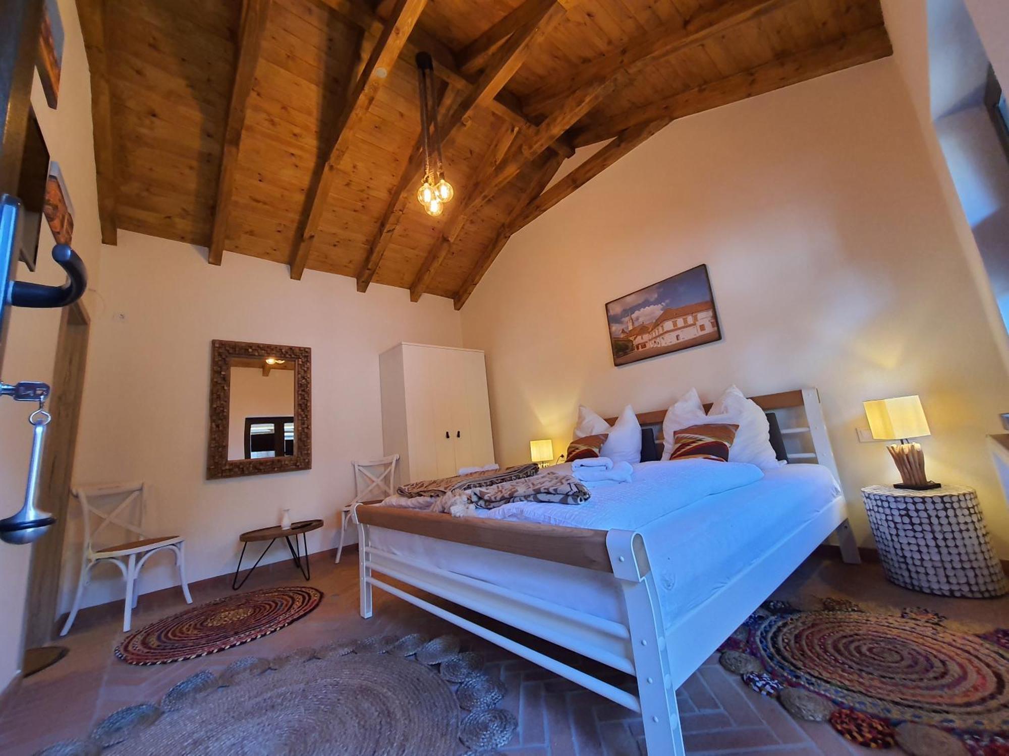 Complex Butoaiele Transilvaniei - Cazare & Spa - Natura - Relaxare Mediaş Εξωτερικό φωτογραφία