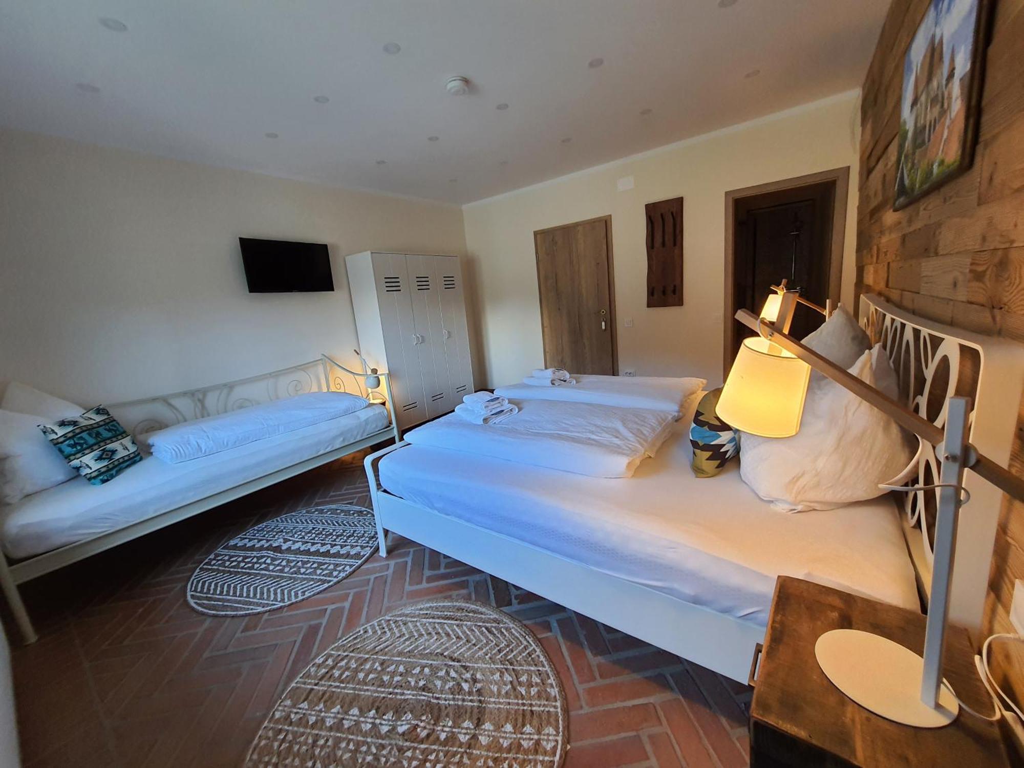 Complex Butoaiele Transilvaniei - Cazare & Spa - Natura - Relaxare Mediaş Εξωτερικό φωτογραφία
